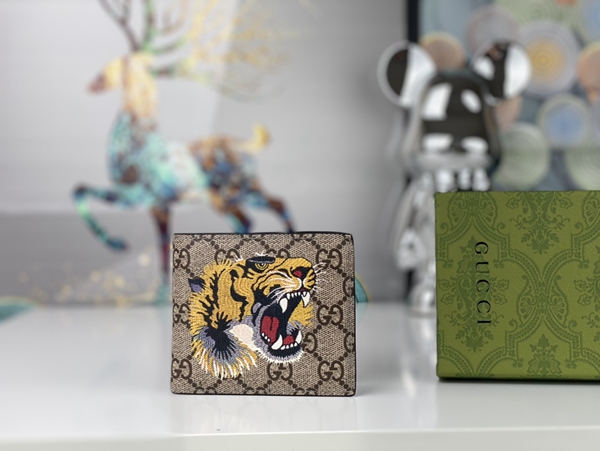 グッチ財布コピー正面デザイン